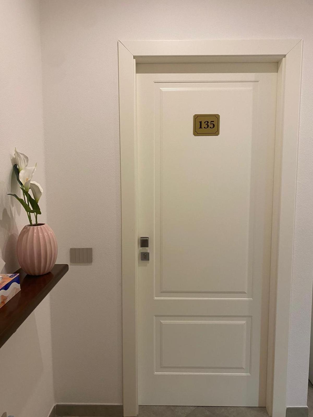 L'Obiettivo Otel Assemini Dış mekan fotoğraf