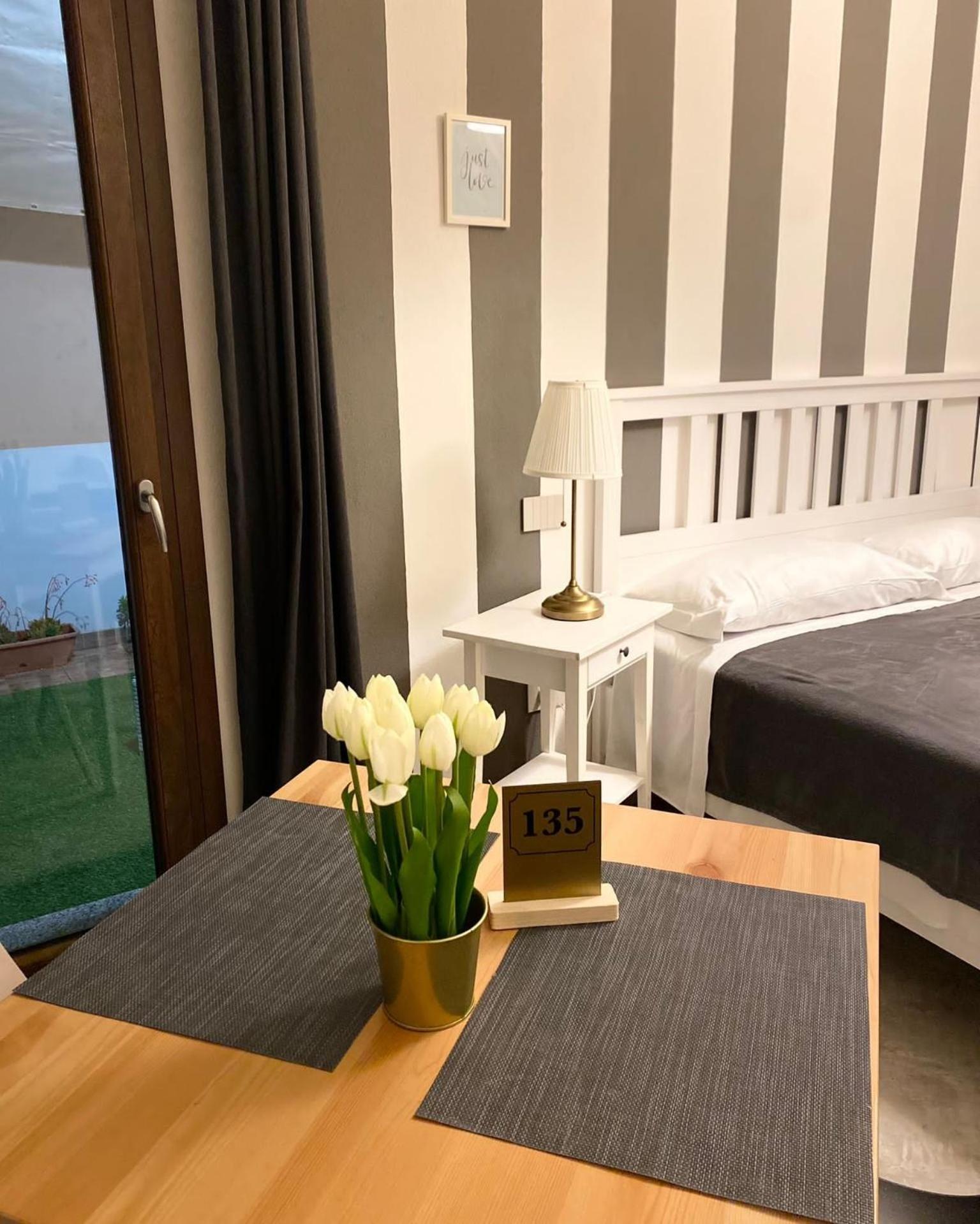 L'Obiettivo Otel Assemini Dış mekan fotoğraf