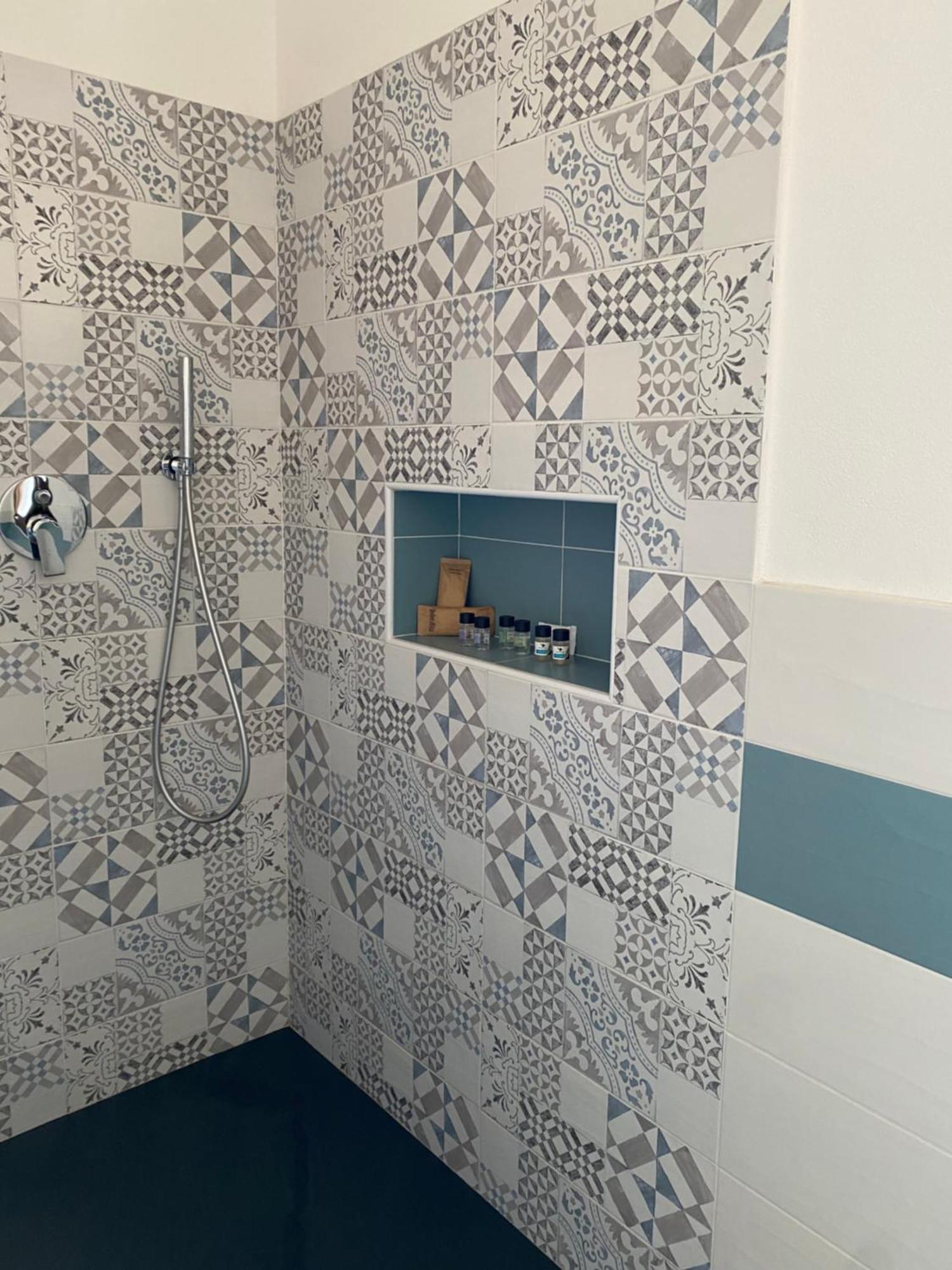 L'Obiettivo Otel Assemini Dış mekan fotoğraf